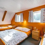 Tapka 3* Dolna Mała Upa